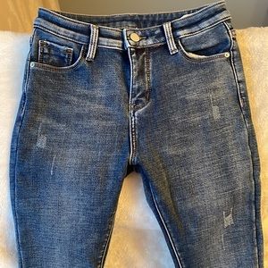 Woman’s fleece jeans